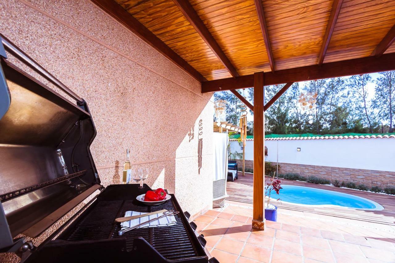 Villa Hibiscus Centrum Corralejo Beach Private Pool Family Exterior foto